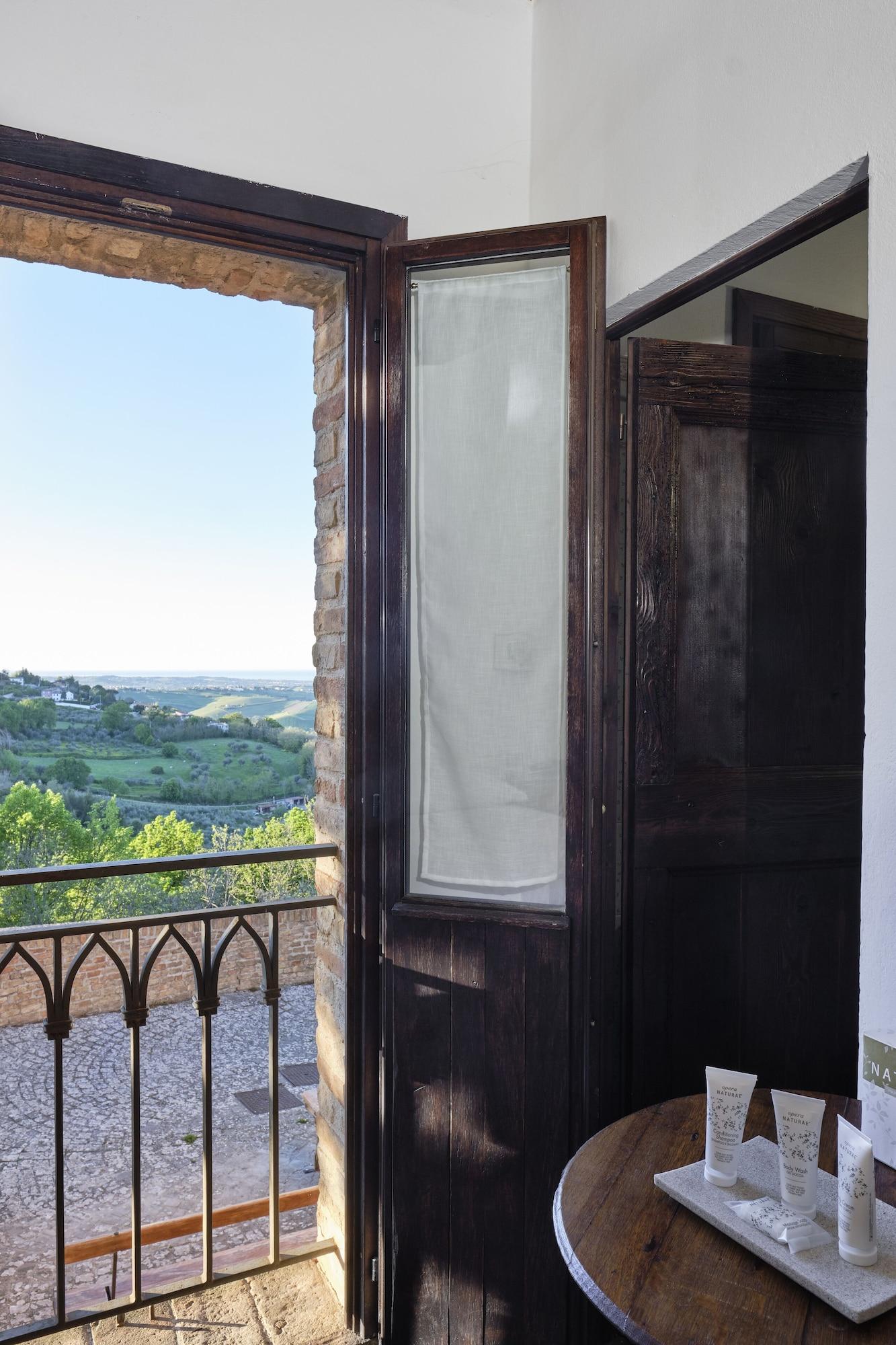 Castello Di Montegridolfo Spa Resort Exterior foto