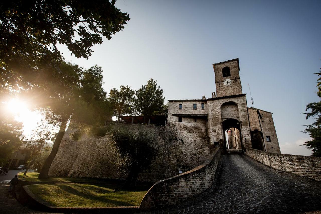 Castello Di Montegridolfo Spa Resort Exterior foto