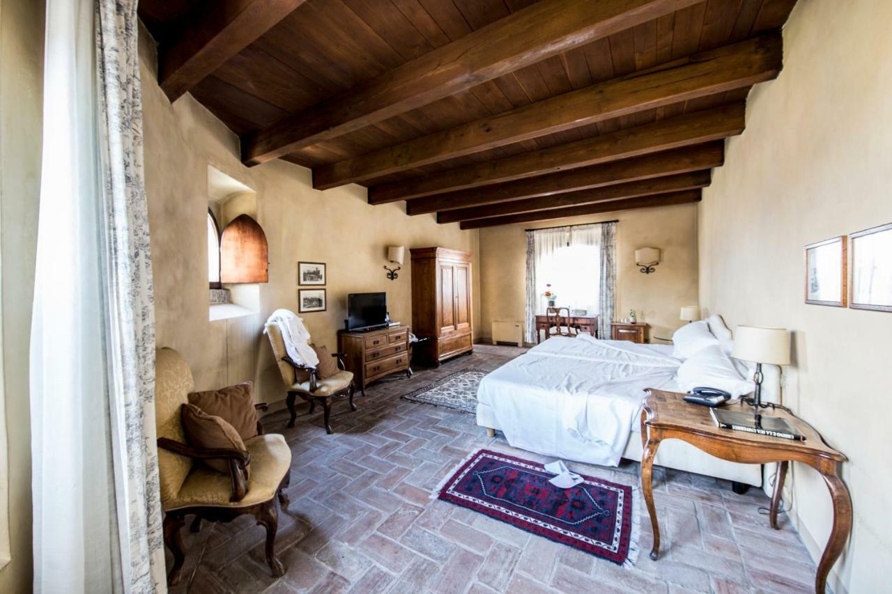 Castello Di Montegridolfo Spa Resort Exterior foto